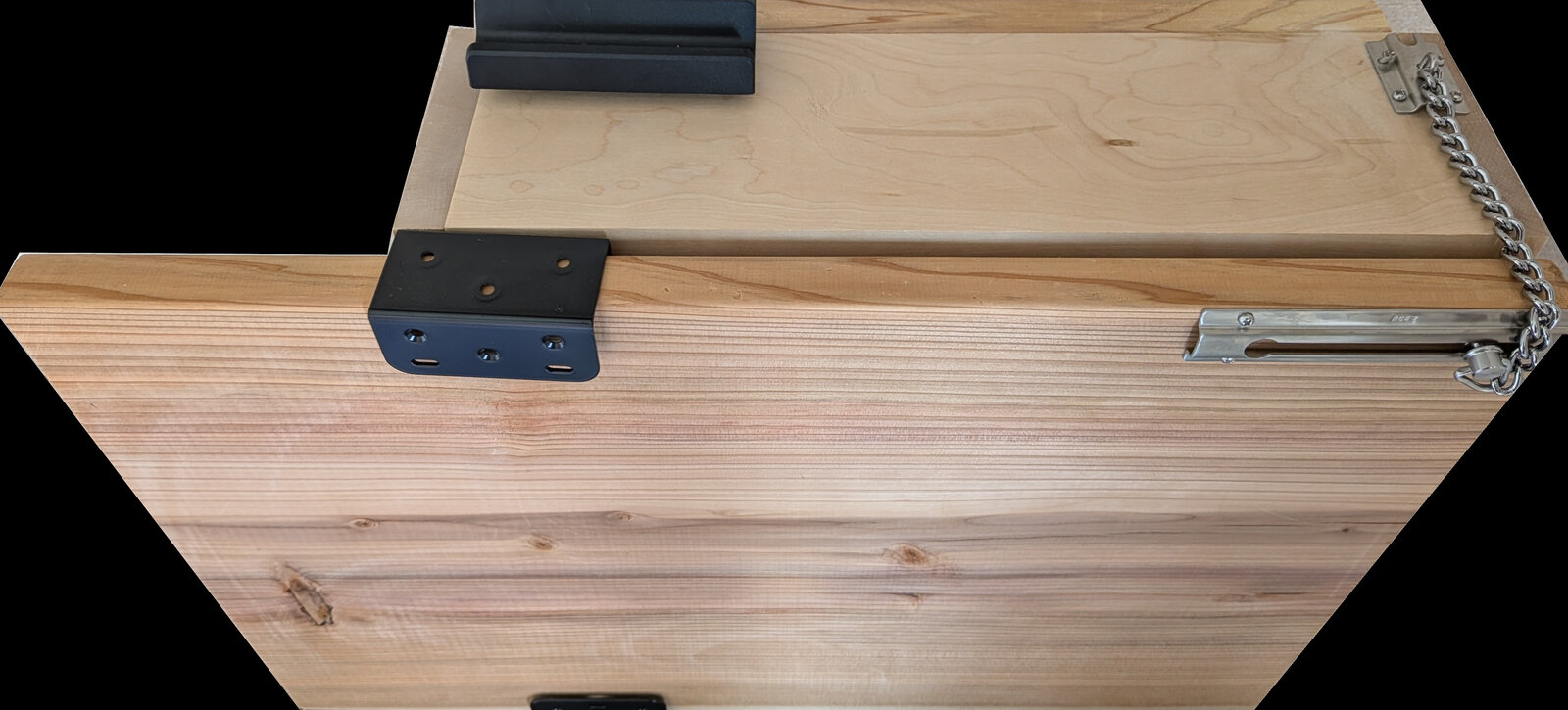 sam-1-game-shelf-woodworking-on-the-evo-x-2-with-gemma-4-2
