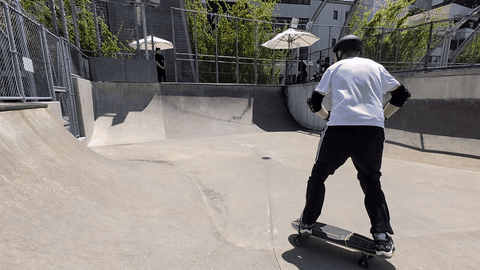 Bowl riding at Miyashita Park